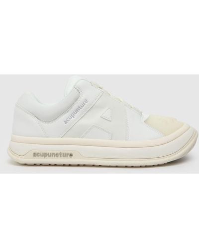Acupuncture Mr Blunder Trainers In - White