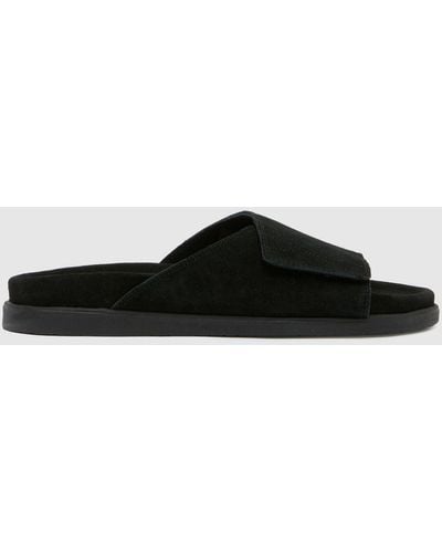 Schuh Samuel One Strap Sandals In - Black