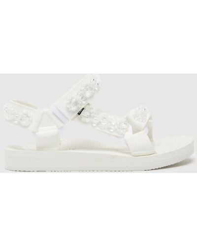 ARIZONA LOVE Trekky Crystal Pearl Sandals In - White
