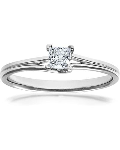 DIAMANT L'ÉTERNEL 18kt Witgouden Solitare-ring Met Prinsesgeslepen Diamant Van 0,25 Ct