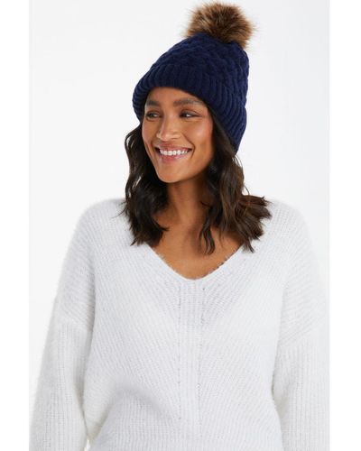 Quiz Navy Knitted Faux Fur Pom Hat - White