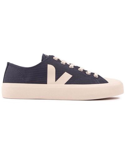 Veja wata canvas sales white black