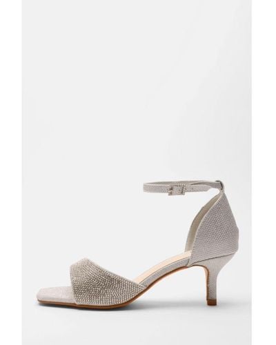 Quiz Wide Fit Silver Shimmer Low Heeled Sandal - White