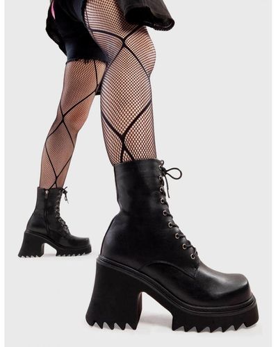 LAMODA Chunky Ankle Boots Just You Round Toe Platform Heels With Lace-Up - Black
