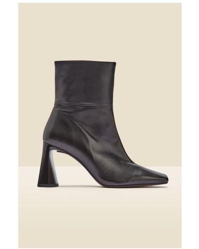 Sosandar Nova Leather Square Toe Interest Heel Ankle Boot - Black