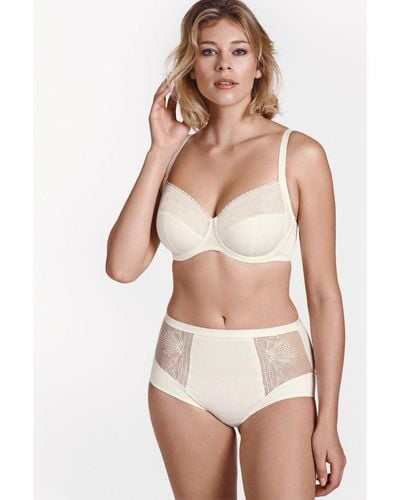 Lisca 'Gina’ Underwired Full Cup Bra (Fuller Bust) - White