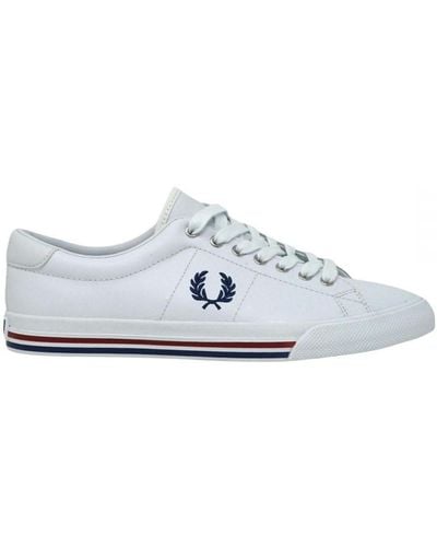 Fred Perry B9200 200 Trainers Leather - White