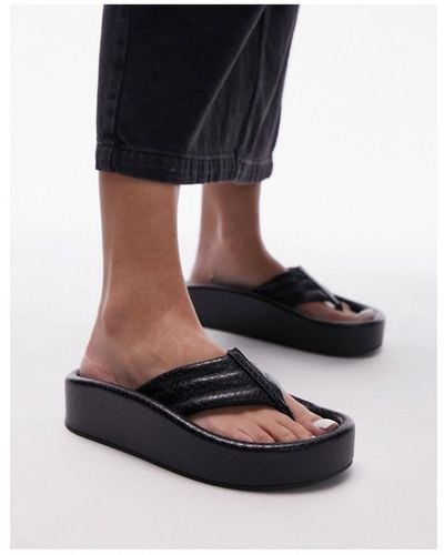 TOPSHOP Gigi Toepost Sunken Footbed Sandal - Black