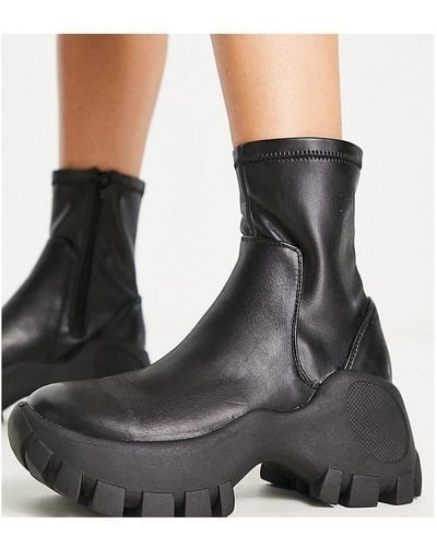 Public Desire Exclusive Nile Cleated Chunky Sole Boots - Black