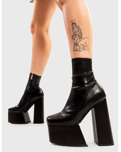 LAMODA Ankle Boots Get Out Round Toe Platform High Heels With Zipper - Black