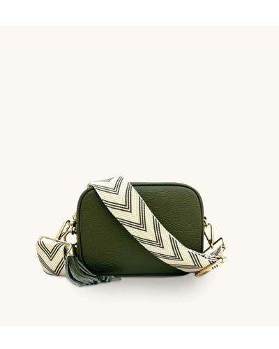 Apatchy London Leather Crossbody Bag With Arrow Strap - Green