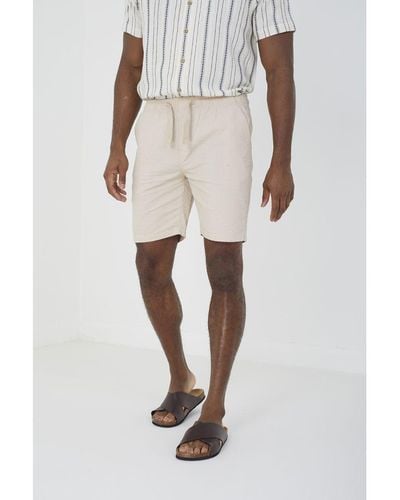 Brave Soul 'Rafferty' Cotton Seersucker Shorts - White