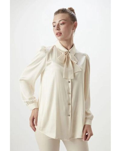 GUSTO Satin Shirt With Tie - Natural
