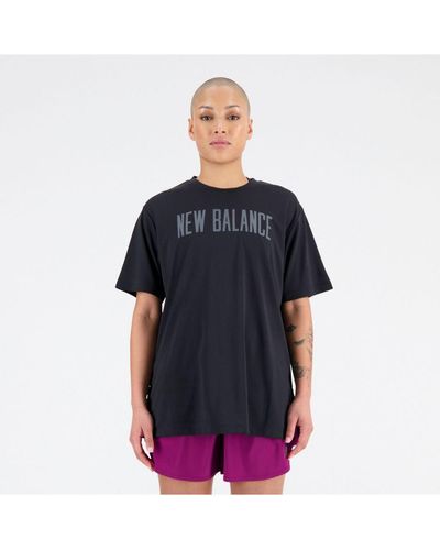 New Balance Womenss Relentless Oversized T-Shirt - Blue