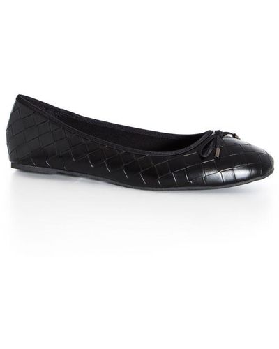Evans flat deals shoes