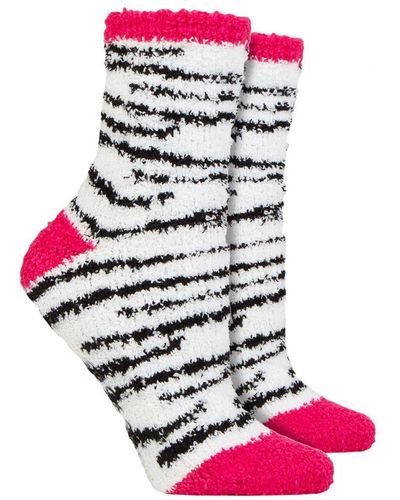 Wildfeet Dames 2 Paar Lounge Sokken In Geschenkdoos | Warm Fleece Slaap Sokken - Zebra -print - Rood