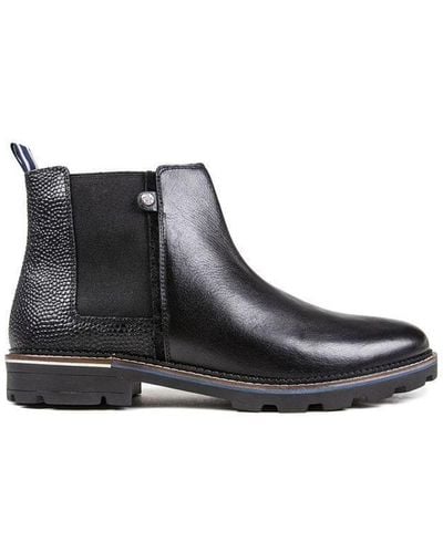 Penguin store chelsea boots
