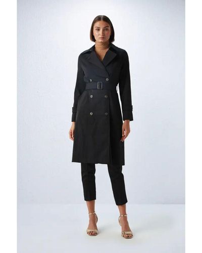 GUSTO Trenchcoat With Belt - Blue