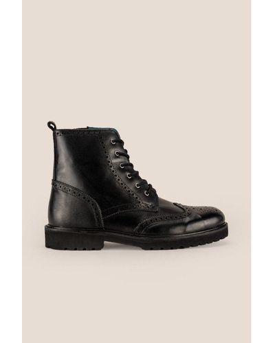 Oswin Hyde Graham Leather Lace-Up Brogue Boots - Black