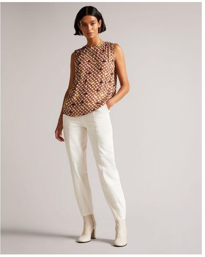 Ted Baker Eliona Barrel Trouser With Pin Tuck Detail - White