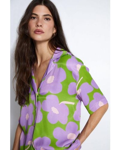Warehouse Short Sleeve Resort Shirt In Floral Viscose - Green