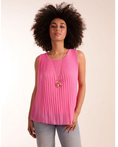 Blue Vanilla Vanilla Sleevless Pleated Top With Necklace - Pink