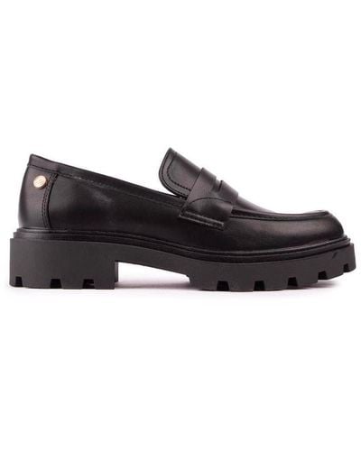 Xti Ladies Patent Shoes - Black