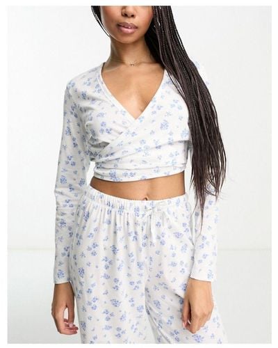 ASOS Mix & Match Ditsy Floral Long Sleeve Pyjama Wrap Top - White
