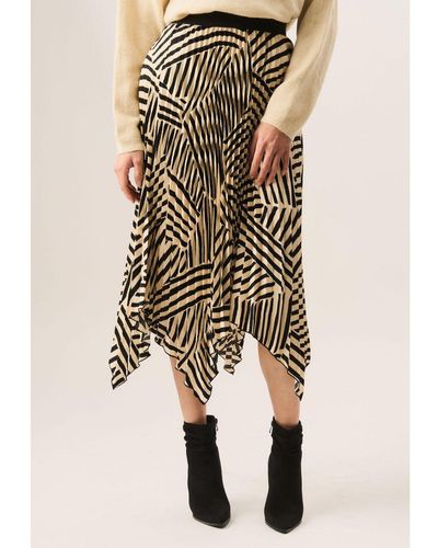Gini London Assymetric Hem Pleated Midi Skirt - Natural
