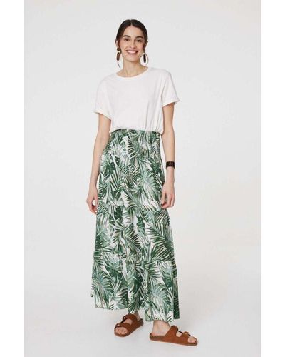 Izabel London Tropical Leaf Print Maxi Skirt - White