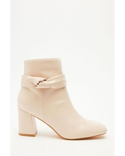 Quiz Stone Faux Leather Heeled Ankle Boots - Natural