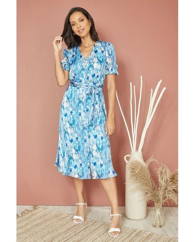 Mela London Abstract Print Tea Dress With Pleats And Front Split - Blue