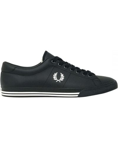 Fred Perry B9200 184 Zwarte Sneakers