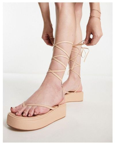 SIMMI London Talia Lace Up Toe Thong Flatform Sandals - Pink