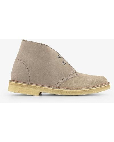 Clarks Desert Boot Suede Boots - Natural