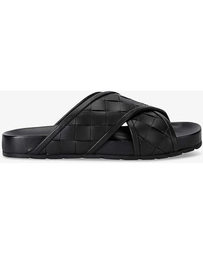 Bottega Veneta Tarik Cross-strap Flat Leather Sandals - Black