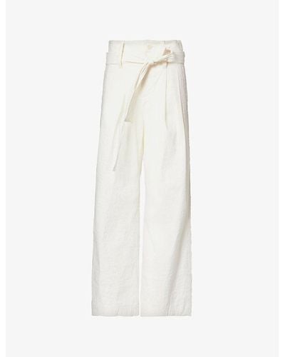 Issey Miyake Shaped Membrane Detachable-belt Straight-leg Woven Trousers - White