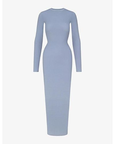 Skims Fits Everybody Fitted Stretch-woven Maxi Dress Xx - Blue