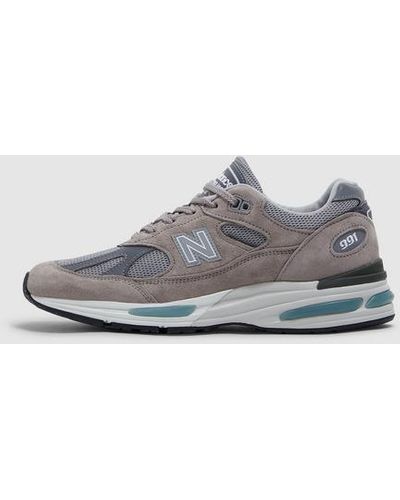 Trainers for shop 219