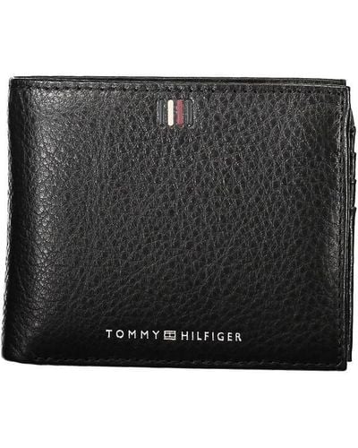 Tommy Hilfiger Sleek Leather Wallet With Ample Storage - Black