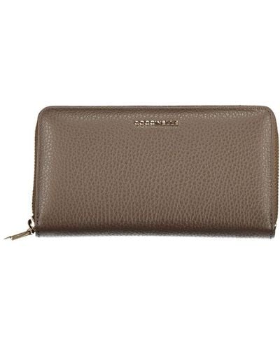 Coccinelle Chic Leather Wallet With Ample Space - Brown