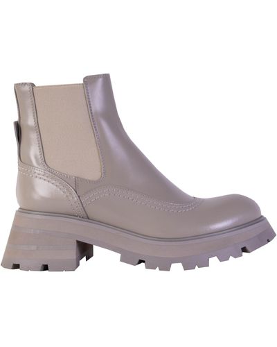 Alexander McQueen Elegant Taupe Brushed Leather Chelsea Boots - Gray
