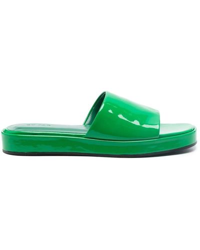 BY FAR Cala Patent - Green
