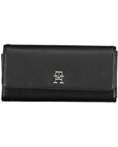 Tommy Hilfiger Elegant Quadruple Compartment Wallet - Black
