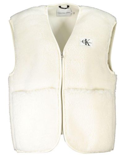 Calvin Klein Chic Sleeveless Coat With Bold Pockets - Natural