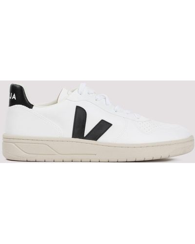 Veja White And Black Leather V10 Trainers