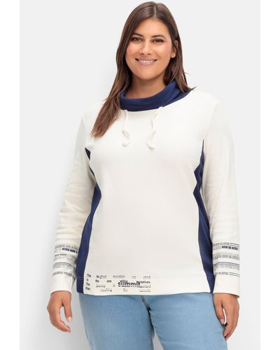 Sheego Sweatshirt mit weitem Rollkragen und Kontrastdetails - Weiß