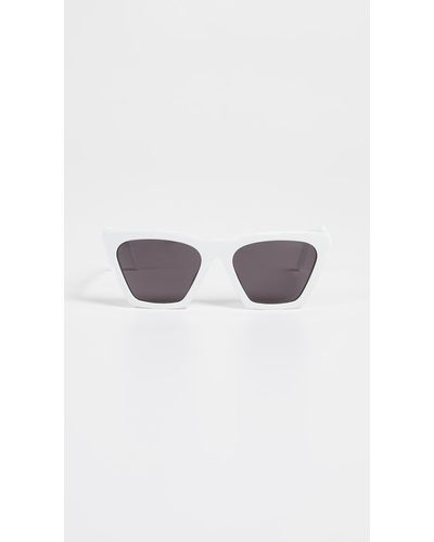 Illesteva Lisbon Sunglasses - White