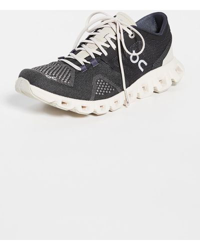 On Shoes Cloud X Sneakers - Black