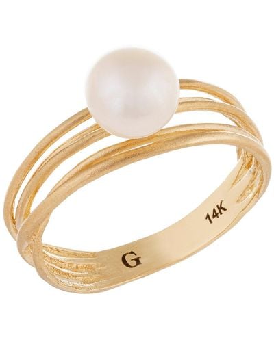 Splendid 14k Gold Freshwater Pearl Ring - White